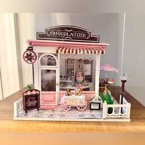 Chocolatier Mini Chocolate Shop Display House